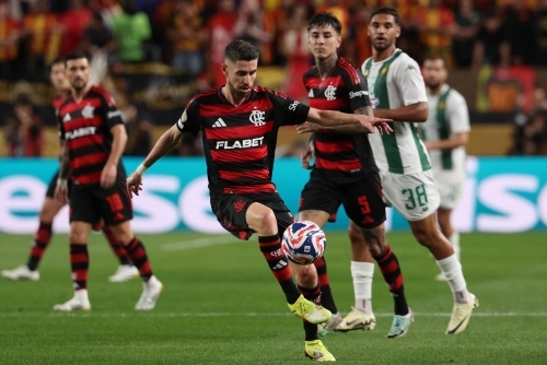 Dominant Flamengo open with victory at Club World Cup