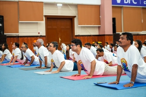 India's Embassy in Bahrain Celebrates 11th International Day of Yoga with Over 500 Participants