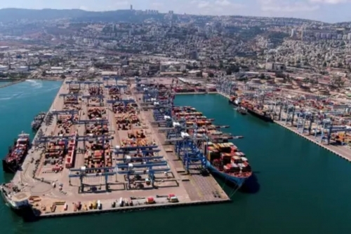 First boat carrying 1,500 stranded Israelis docks in Israel: army