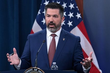 U.S. Urges Asian Allies to Boost Defense Spending to 5 Pct of GDP