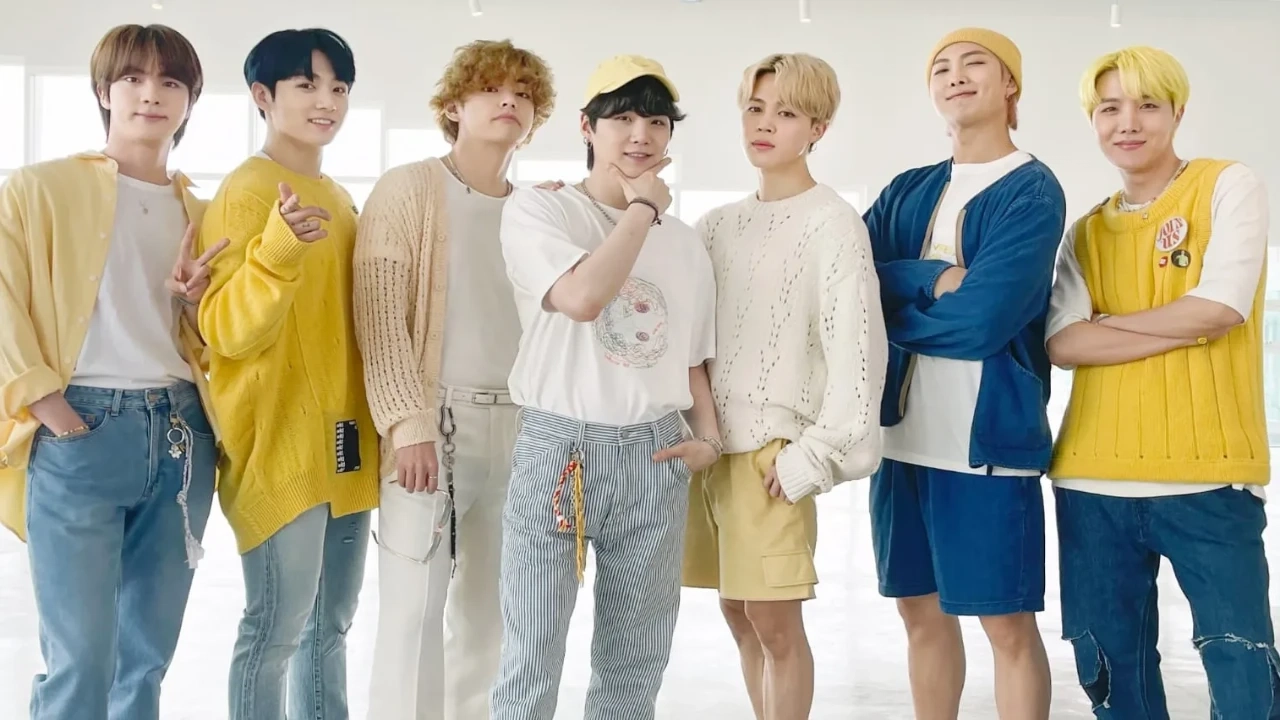 BTS album and world tour coming soon? J-Hope's post-reunion plans have fans saying they'll 'have India stop'