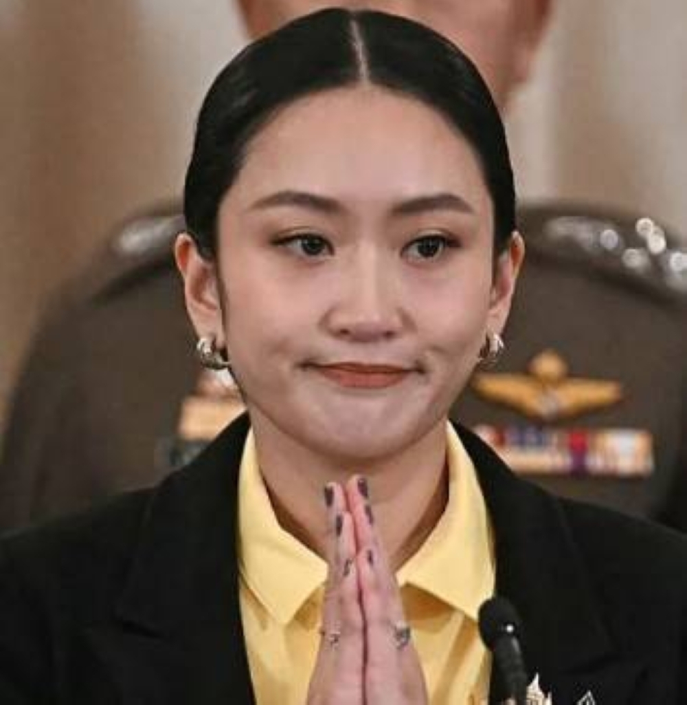 Thai PM faces calls to quit after leaked phone call