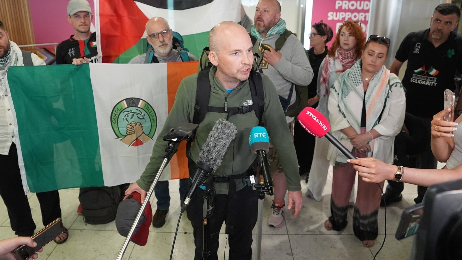 Paul Murphy returns to Ireland after being held in Egypt