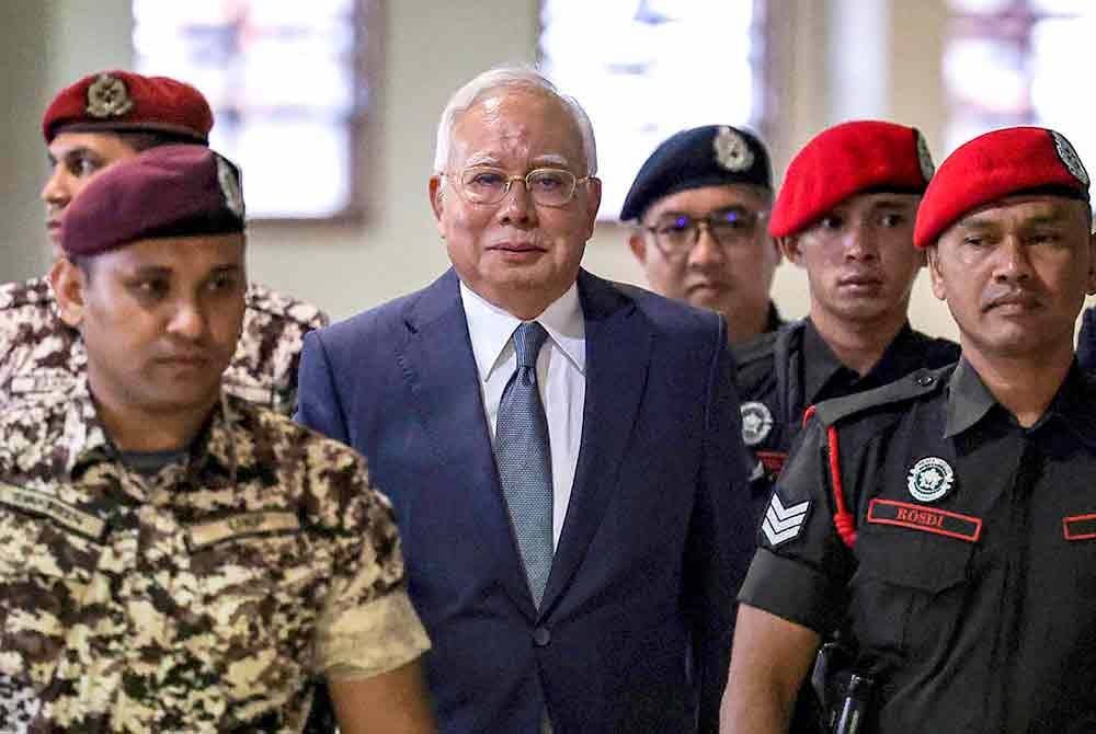 Umno leaders react with gratitude after Najib receives DNAA in RM27 million SRC case