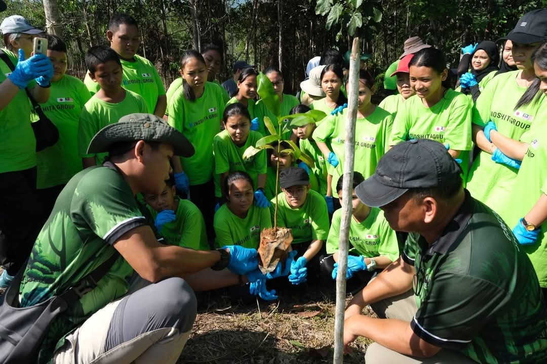 Some 700 native trees planted in Simunjan to support Greening Sarawak campaign