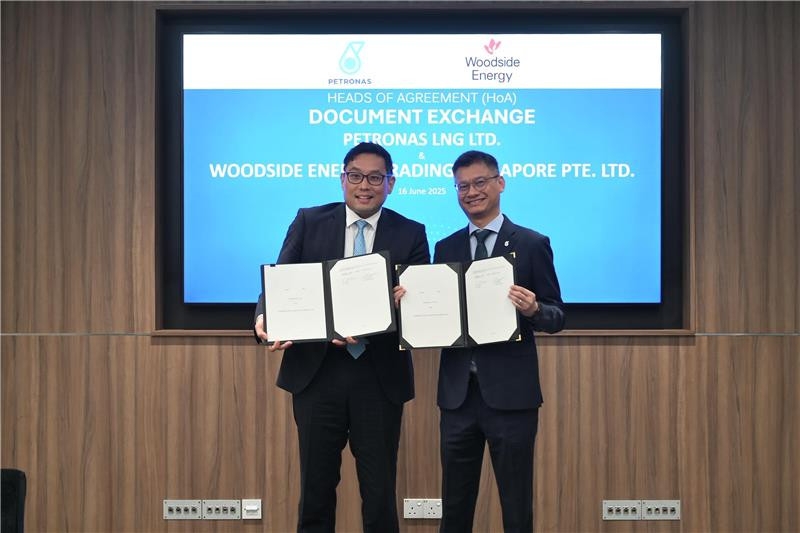 Woodside and Petronas eye long-term LNG supply