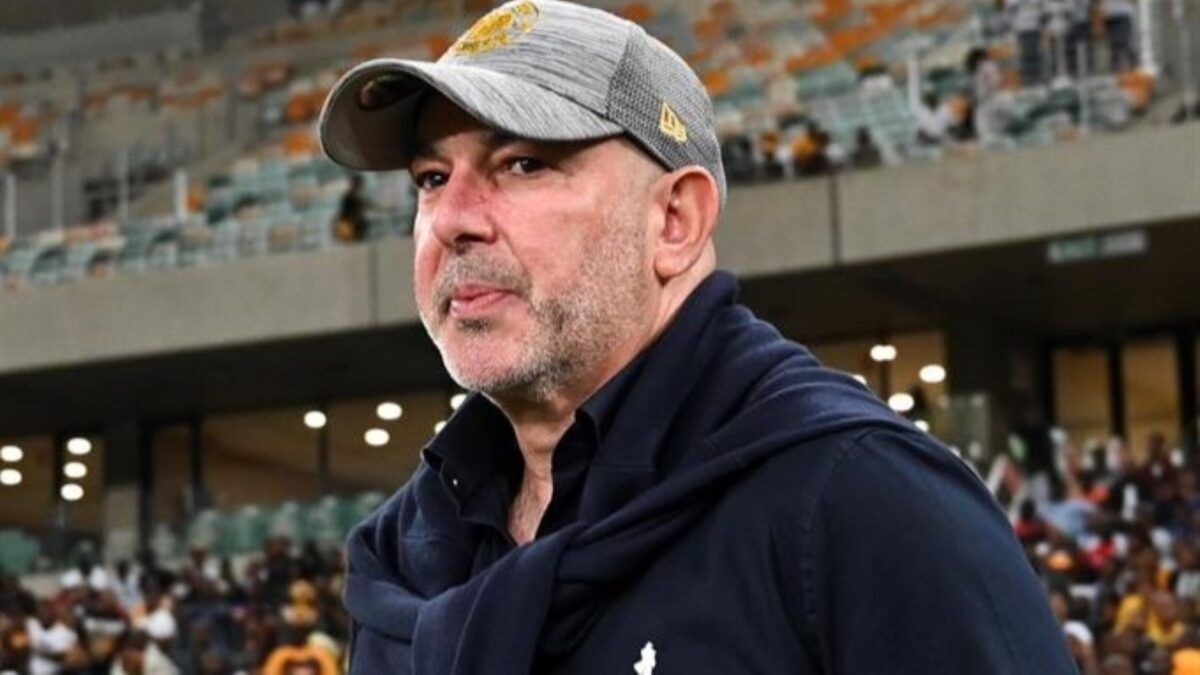Rivals overtake Kaizer Chiefs in race for Mamelodi Sundowns star