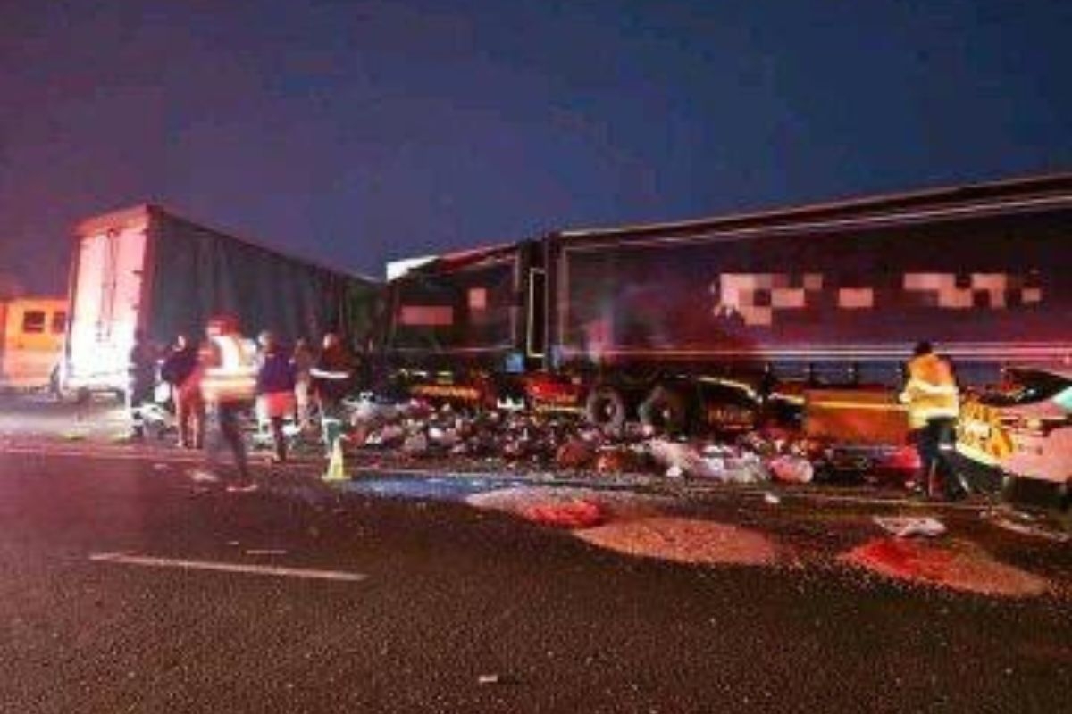 12 killed, 32 injured in KZN bus-truck crash