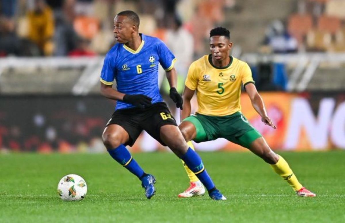 Kaizer Chiefs transfer news: Mbule, Salum, Mako, Saleng