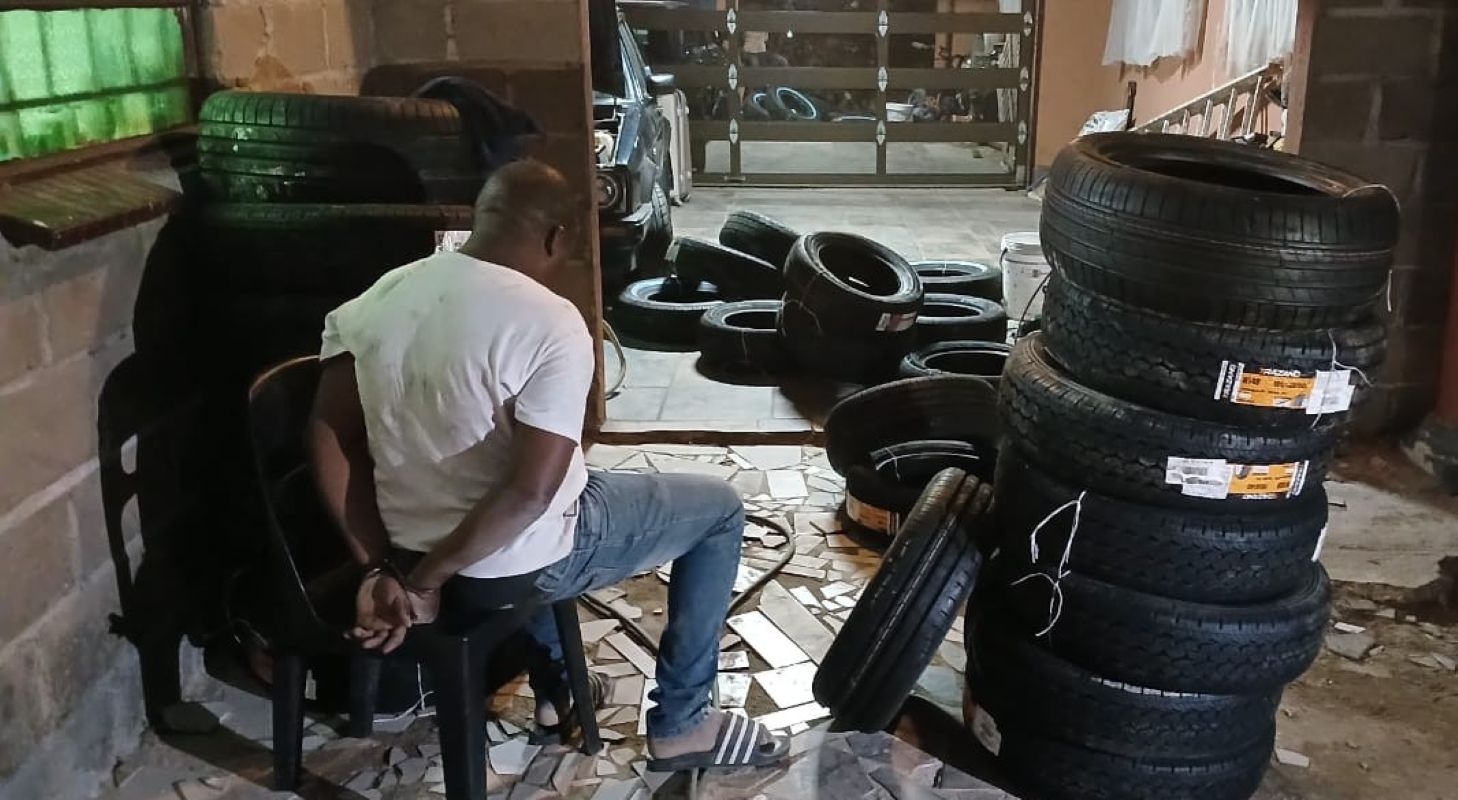 Suspect arrested for truck hijacking and tyre theft
