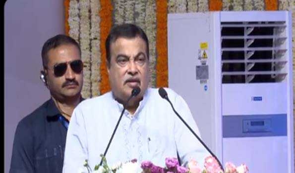 Maha: Minister Gadkari inaugurates Saraswati Karad Hospital in Pune