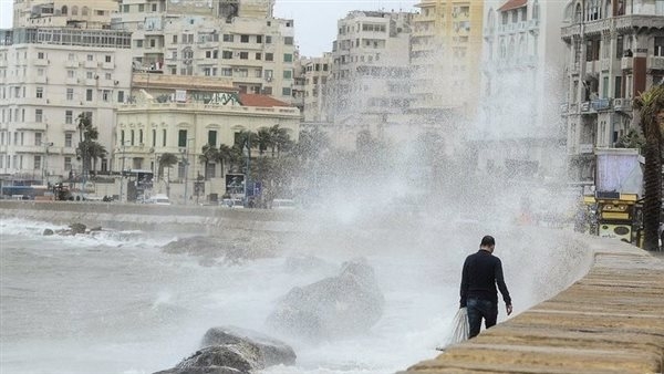 حالة الطقس غدا، الأرصاد تحذر المصطافين من ارتفاع الأمواج فى هذه الشواطئ