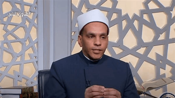 هل يجوز إعطاء زكاة المال للأبناء؟، أمين الفتوى يجيب (فيديو)