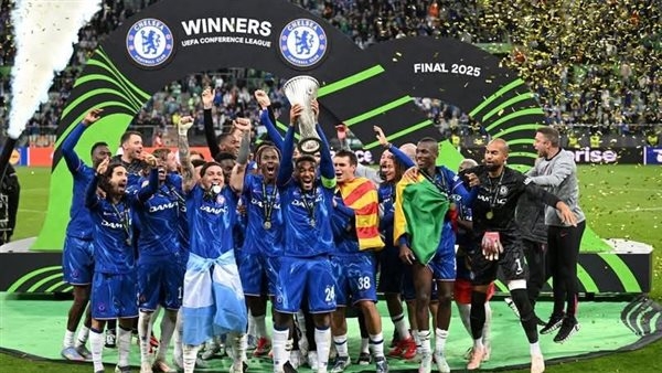 مهاجم تشيلسي على أعتاب الدوري الإيطالي