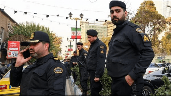 إيران تعتقل جاسوسا للموساد في محافظة يزد