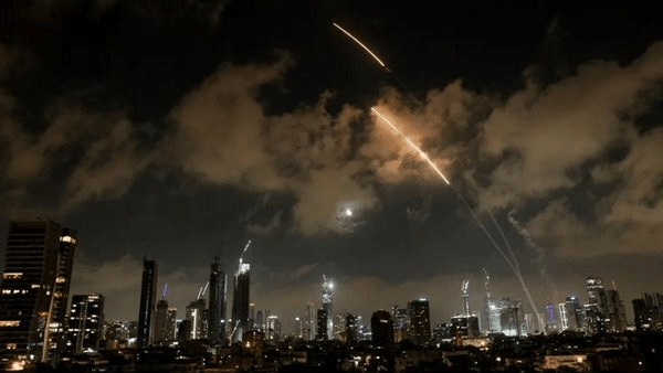 جيش الاحتلال: نخوض واحدة من أكثر الحروب تعقيدا ونواصل استهداف العمق الإيراني