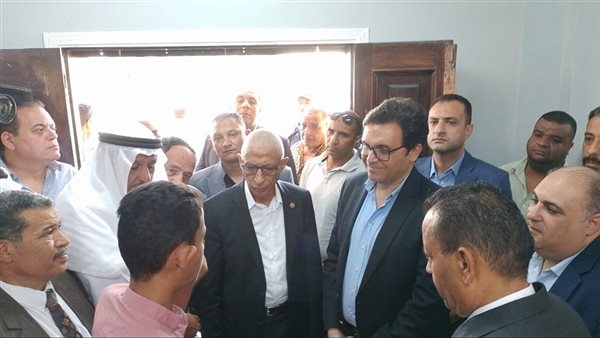 محافظ شمال سيناء ووزير الثقافة يفتتحان بيت ثقافة قاطية