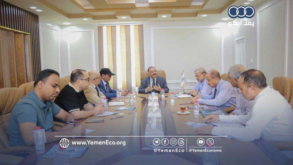 عدن: وزارة النقل تواصل ترتيبات تشغيل رحلات شركات الطيران الخاصة